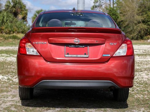 Used 2016 Nissan Versa SV image 7