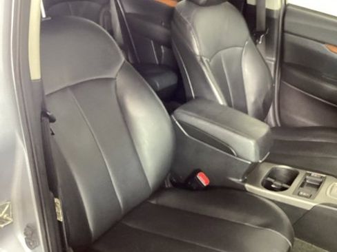 Used 2013 Subaru Outback 2.5i Limited w/ Moonroof Pkg image 18