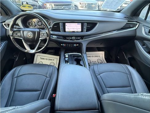 Used 2022 Buick Enclave Premium image 33
