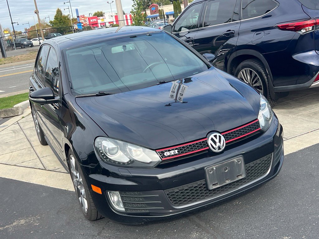 Used 2014 Volkswagen GTI Driver's Edition FWD image 5