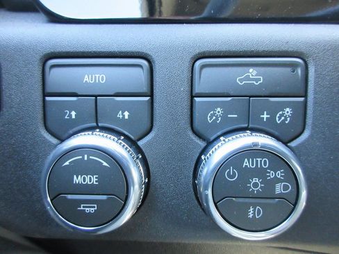 New 2026 GMC Sierra 1500 Elevation w/ Elevation Select Package image 18