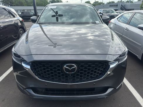 Used 2022 MAZDA CX-5 Signature AWD/4WD image 2