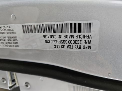 Used 2023 Dodge Charger SXT image 34