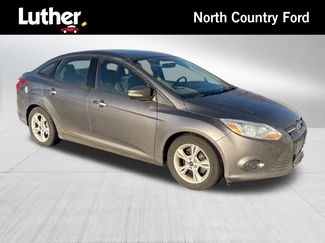 Used 2014 Ford Focus SE w/ SE Winter Package video 1