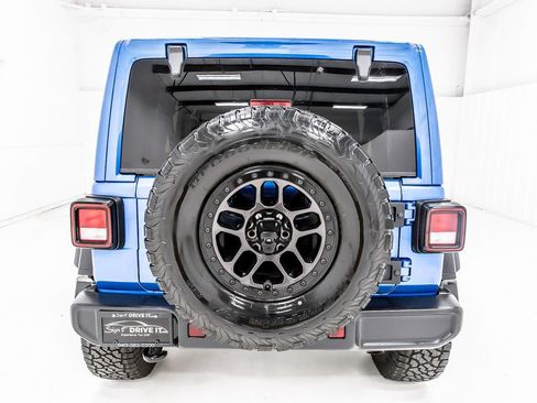 Used 2022 Jeep Wrangler Unlimited Sport AWD/4WD image 6