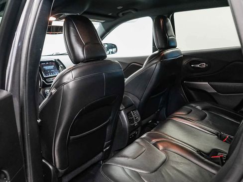 Used 2020 Jeep Cherokee High Altitude image 18