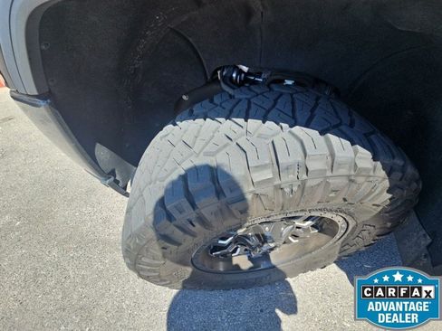 Used 2023 GMC Sierra 3500 AT4 w/ AT4 Preferred Package AWD/4WD image 29