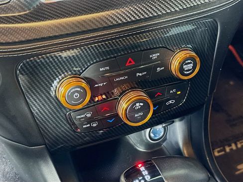 Used 2021 Dodge Charger SRT Hellcat w/ Harman/Kardon Audio Group RWD image 27