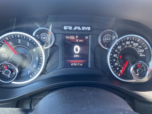 Used 2022 RAM 1500 Big Horn image 13