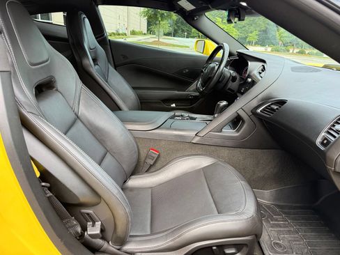 Used 2018 Chevrolet Corvette Z06 RWD image 34