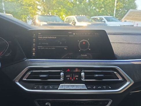 Used 2023 BMW X5 xDrive40i w/ Premium Package AWD/4WD image 32