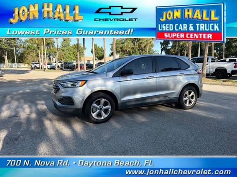 Used 2020 Ford Edge SE FWD image 3