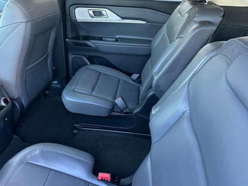 New 2026 Ford Explorer Active image 12