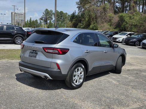 Used 2024 Ford Escape Active w/ Cold Weather Package FWD image 5