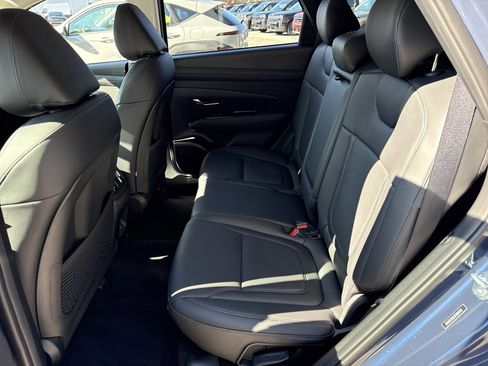 Certified 2025 Hyundai Tucson Limited image 14