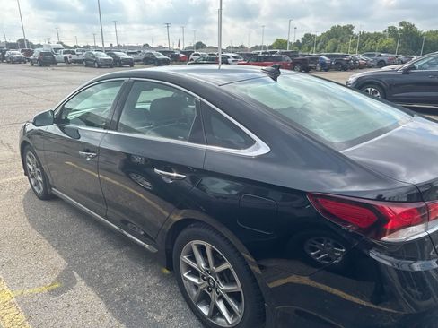 Used 2018 Hyundai Sonata Limited FWD image 18