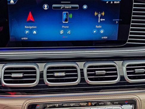 New 2026 Mercedes-Benz GLE 63 AMG S image 15