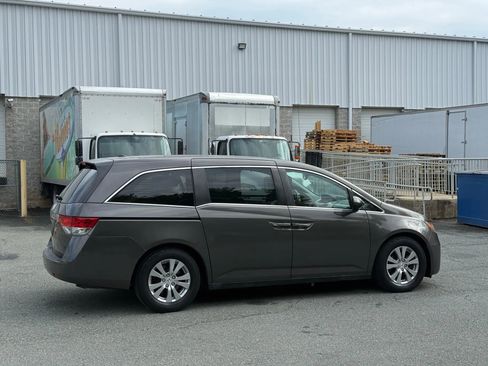 Used 2016 Honda Odyssey EX-L image 12