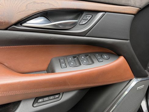 Used 2015 Cadillac Escalade ESV Premium AWD/4WD image 11
