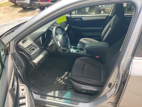 Used 2018 Subaru Outback 2.5i Premium AWD/4WD image 13