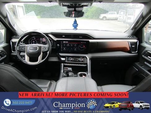 Used 2024 GMC Sierra 1500 Denali AWD/4WD image 14