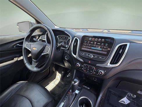 Used 2018 Chevrolet Equinox Premier AWD/4WD image 15