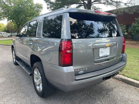 Used 2018 Chevrolet Tahoe LT w/ LT Signature Package RWD image 3