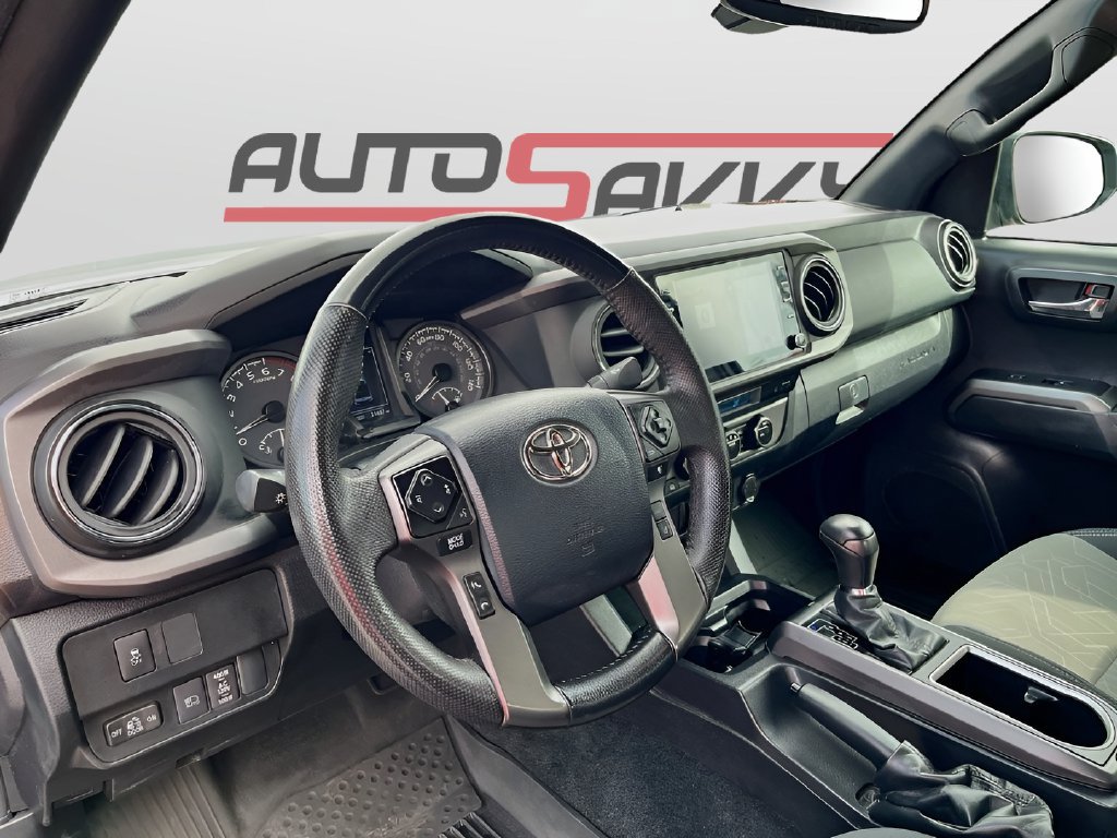 Used 2023 Toyota Tacoma TRD Sport AWD/4WD image 9