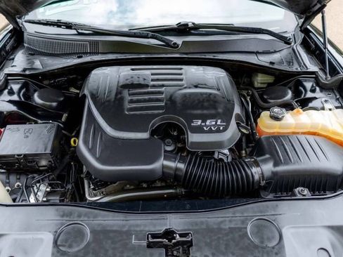 Used 2013 Dodge Charger SE w/ Sport Appearance Group image 36