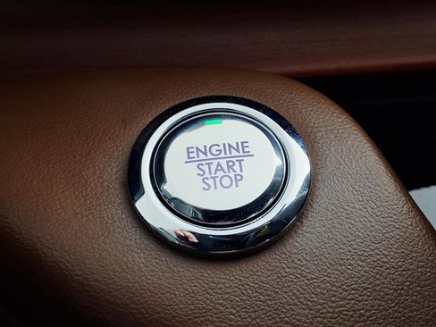 Used 2020 Lincoln Aviator Reserve w/ Equipment Group 201A RWD image 23