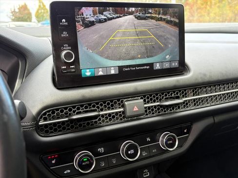 Used 2023 Honda HR-V EX-L image 9