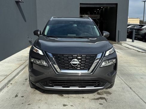 Used 2023 Nissan Rogue SL image 9