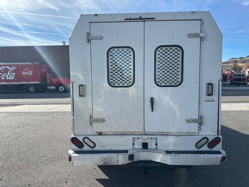 Used 2014 Ford F250 XLT w/ XLT Interior Package image 4