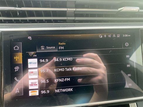 New 2026 Audi Q8 Premium Plus image 16