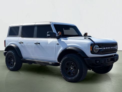 Used 2023 Ford Bronco Wildtrak AWD/4WD image 9