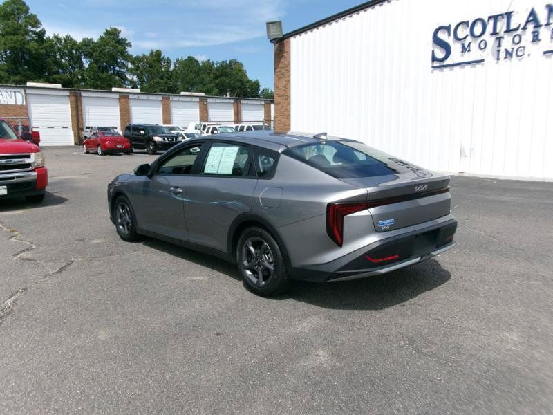 Used 2025 Kia K4 FWD image 8