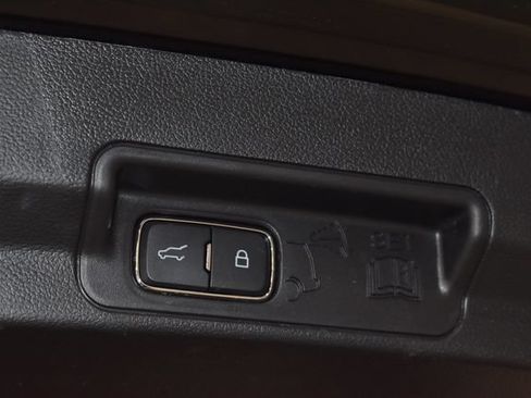 Used 2026 Ford Explorer Platinum w/ LUX Leather Package AWD/4WD image 16