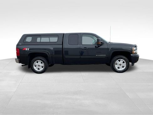 Used 2010 Chevrolet Silverado 1500 LTZ w/ Z71 Appearance Package image 26