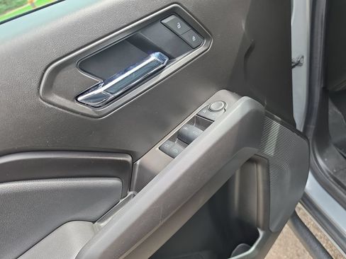 Used 2025 GMC Canyon Elevation w/ Convenience Package AWD/4WD image 13