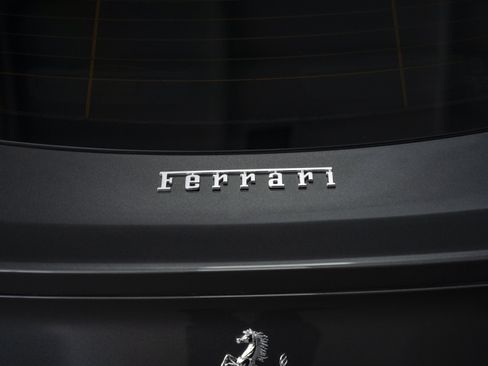 Used 2014 Ferrari F12 Berlinetta RWD image 14