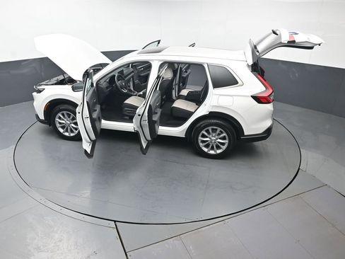 Certified 2024 Honda CR-V EX image 44