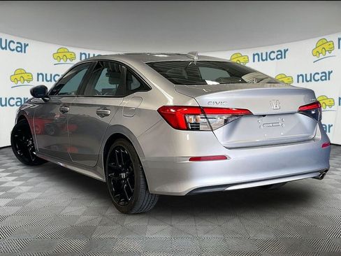 Used 2024 Honda Civic Sport image 4
