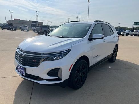 Certified 2022 Chevrolet Equinox RS w/ RS Leather Package AWD/4WD image 1