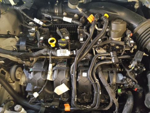 Used 2024 Ford Edge SEL image 30