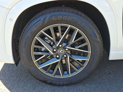 Certified 2025 Lexus TX 350 AWD w/ Technology Package image 9