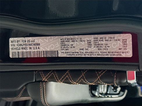 Used 2022 Jeep Grand Cherokee Summit image 36