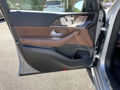 New 2026 Mercedes-Benz GLE 450 4MATIC image 14