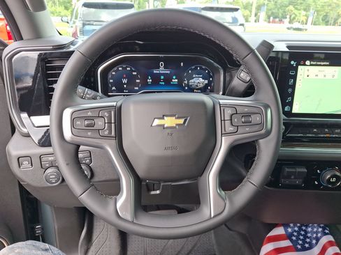 New 2025 Chevrolet Silverado 1500 LT w/ Convenience Package II image 31