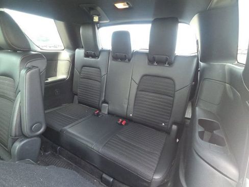 Used 2024 Nissan Pathfinder Rock Creek AWD/4WD image 15