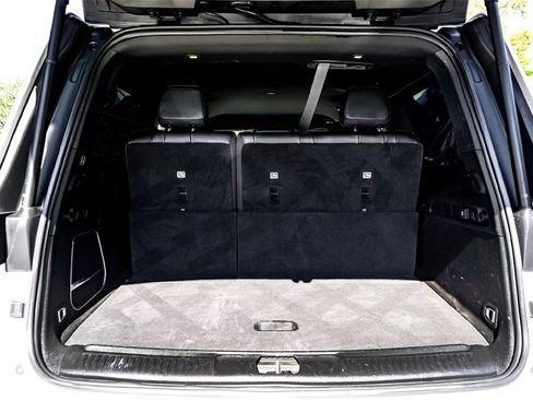 Used 2023 Jeep Wagoneer 4WD image 30